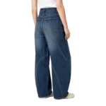 Barrel leg horseshoe jeans women denim fabric texture waistband stitching close-up detail